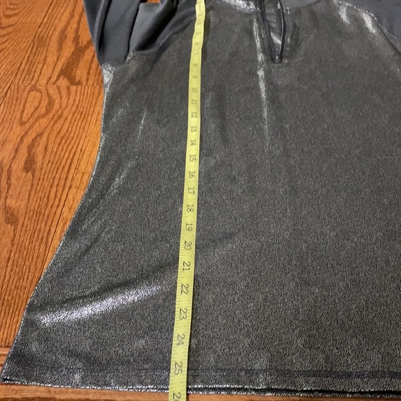 NWOT MATERIAL GIRL Active zip up! Size Large. Long sleeve, liquid silver / grey - Picture 7 of 9